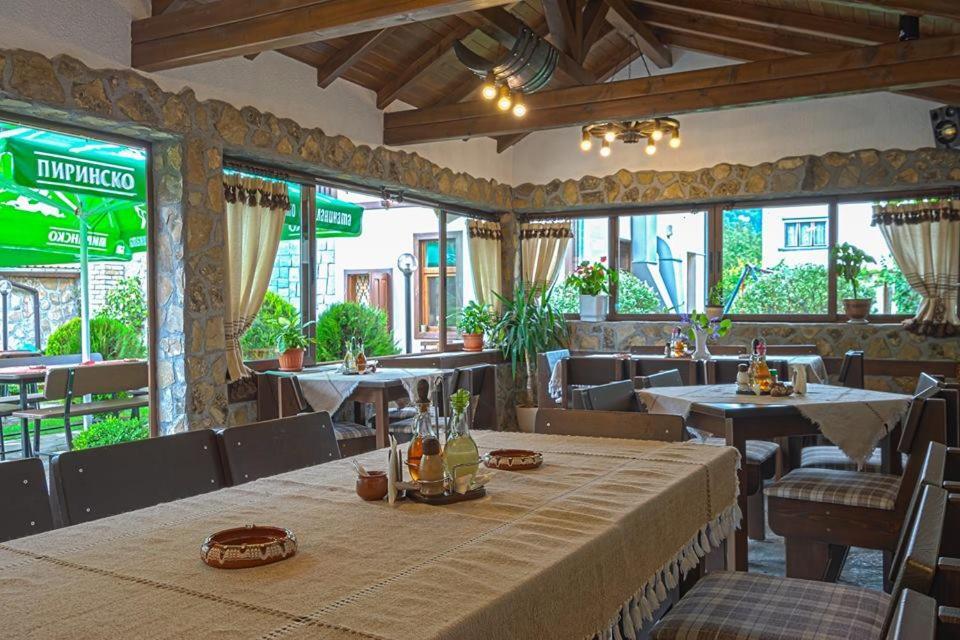 Стар Мерак Hotel Ribarica Kültér fotó